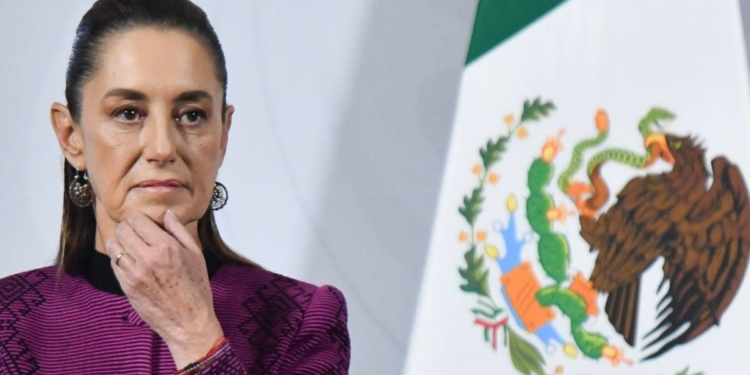 SHEINBAUM RECIBE A 17 GOBERNADORES; EVADEN HABLAR DE SEGURIDAD Y MARCHAS
