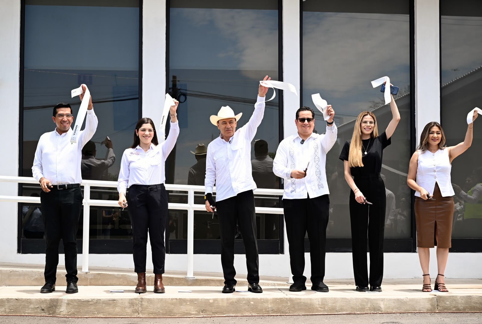 INAUGURA GOBERNADOR DURAZO PRIMER CENTRO COORDINADOR DE SALUD EN MÉXICO PARA EFICIENTAR ATENCIÓN MÉDICA