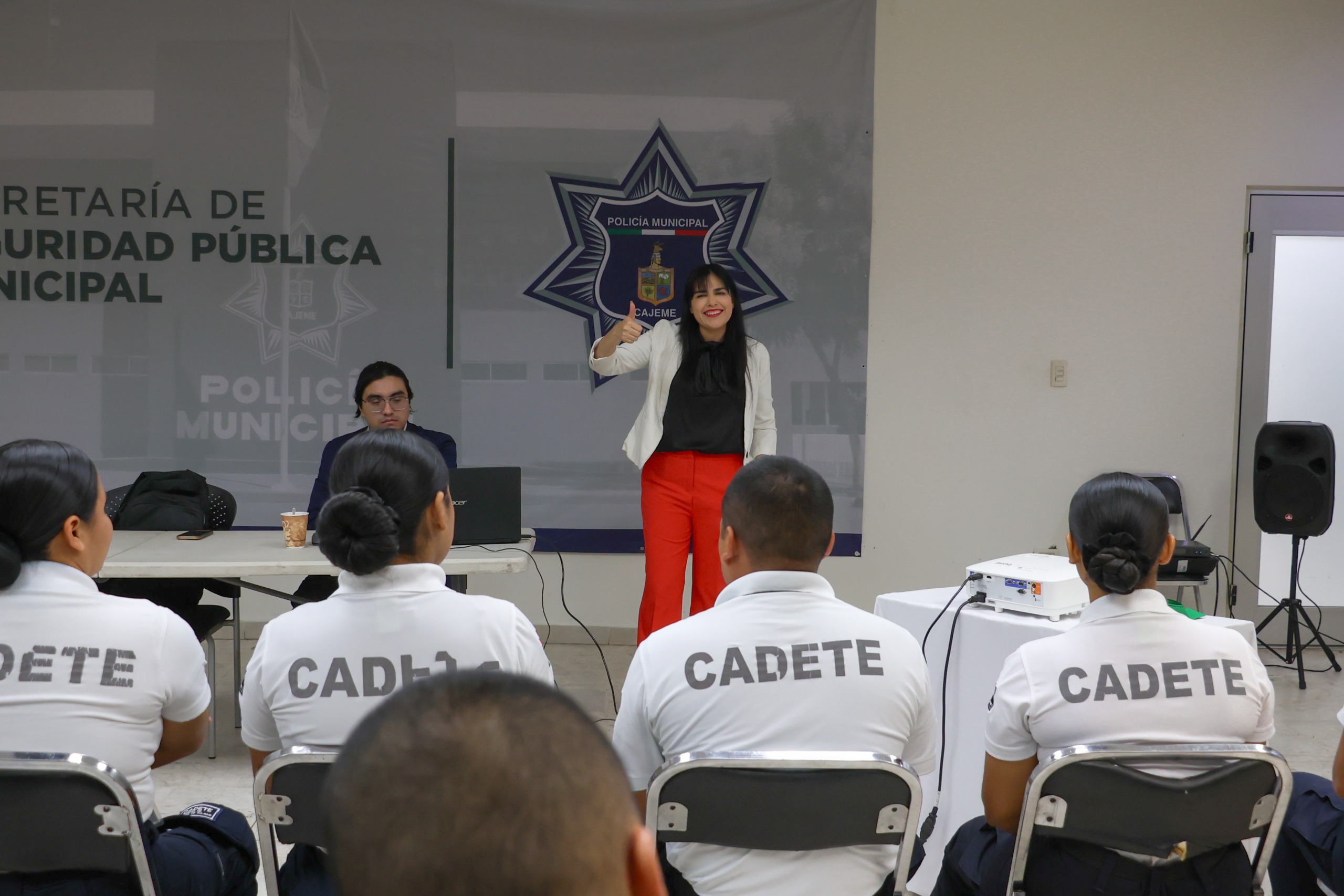 CAPACITAN A PERSONAL DE LA SSPM EN PREVENCIÓN DE LA VIOLENCIA DIGITAL