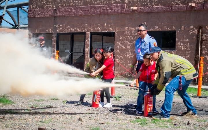 FOMENTA BOMBEROS DE CAJEME CULTURA PREVENTIVA EN CAMPAMENTO DE VERANO
