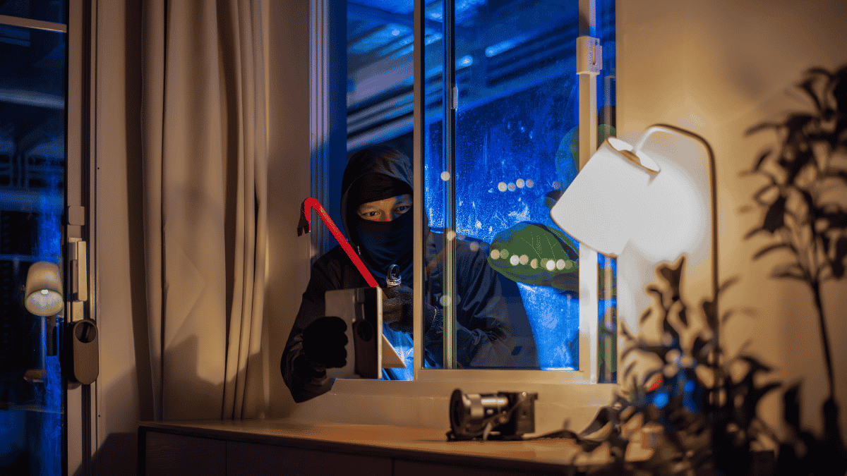 CUIDADO EN VACACIONES: ASÍ OPERAN DELINCUENTES PARA ROBAR TU CASA