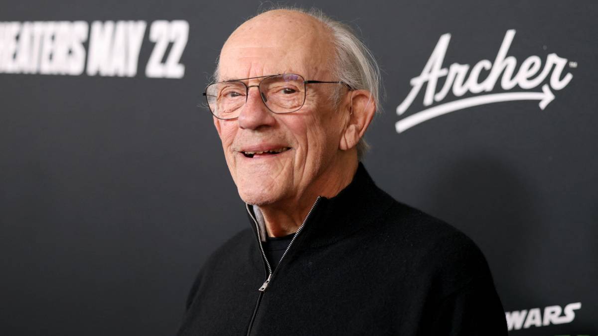 CHRISTOPHER LLOYD, EL ‘DOC’ DE VOLVER AL FUTURO, PUBLICA SUS MEMORIAS CON PASAJES INÉDITOS DE SU VIDA