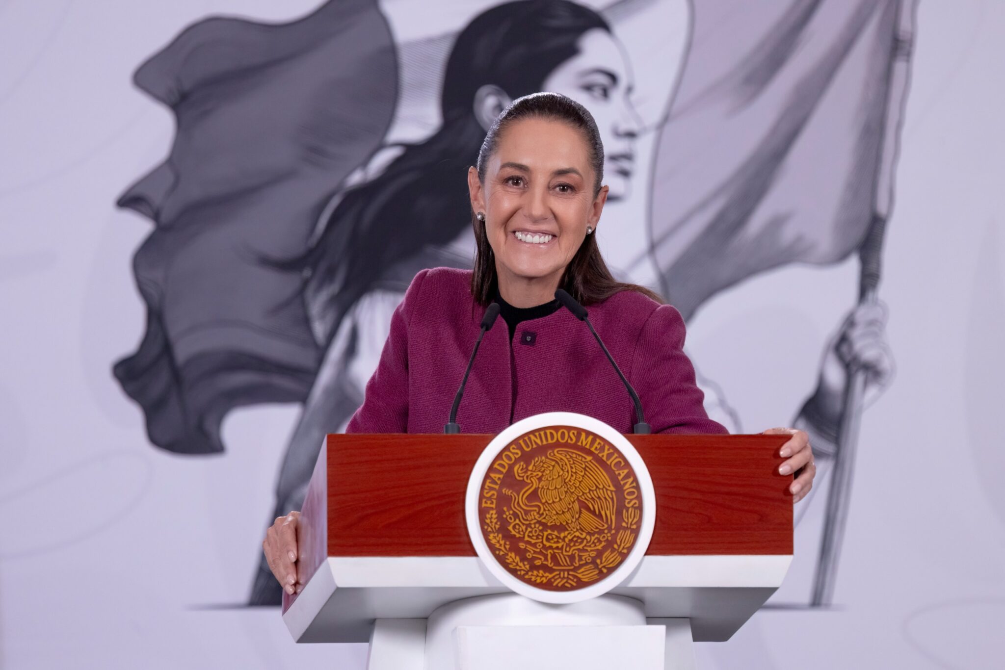 SHEINBAUM DEFIENDE DEMOCRACIA EN MÉXICO Y EVITA HABLAR SOBRE NICARAGUA
